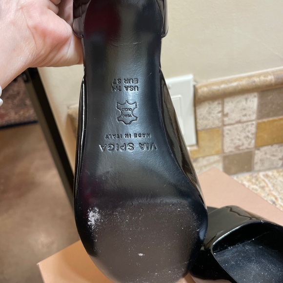 Via Spiga V-Jennie, Black Patent pump Size 7 - EUC - MSRP $325 - Picture 8 of 12